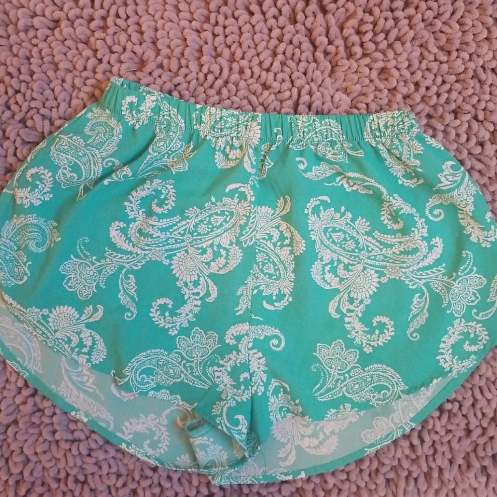 Teal/white patterned shorts